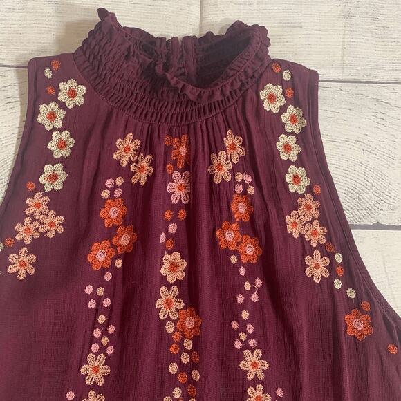 Floret Burgundy Embroidered Dark Floral High Neck Sleeveless Flowy Top Small - Picture 3 of 10